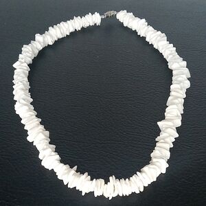 Elegant White Shell Beaded Necklace